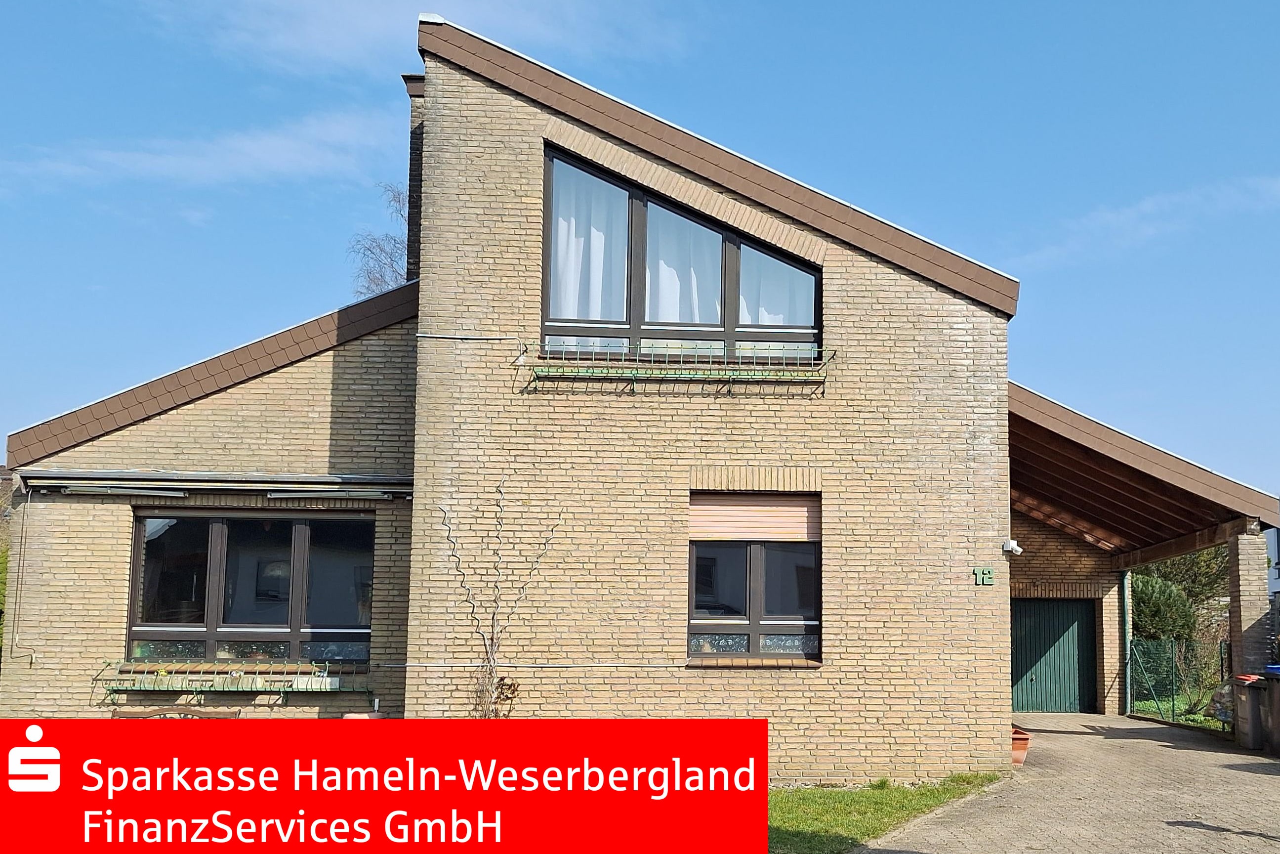 Bad Münder! Großes Einfamilienhaus für zwei Generationen in ruhiger, bevorzugter Wohnlage!